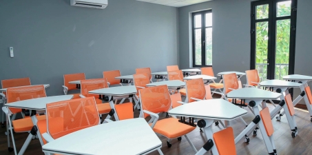 Minh Hòa chuyên cung cấp bàn ghế văn phòng, hội trường.